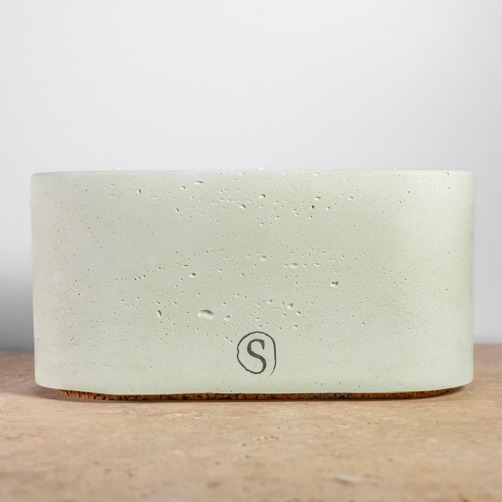 Bougie d’intérieur en béton verte faite main en Provence – Siwa Candles