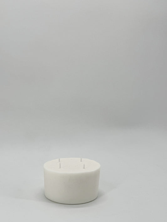Refillable candle wax insert for concrete candles, natural wax made in Provence, Siwa Candles.
