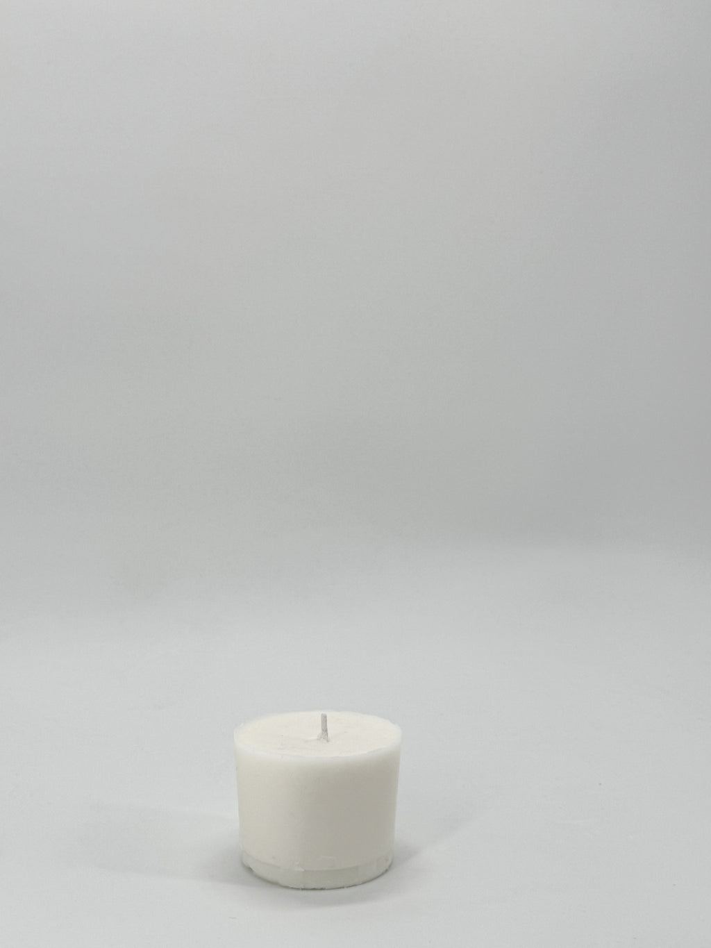Refillable candle wax insert for concrete candles, natural wax made in Provence, Siwa Candles.