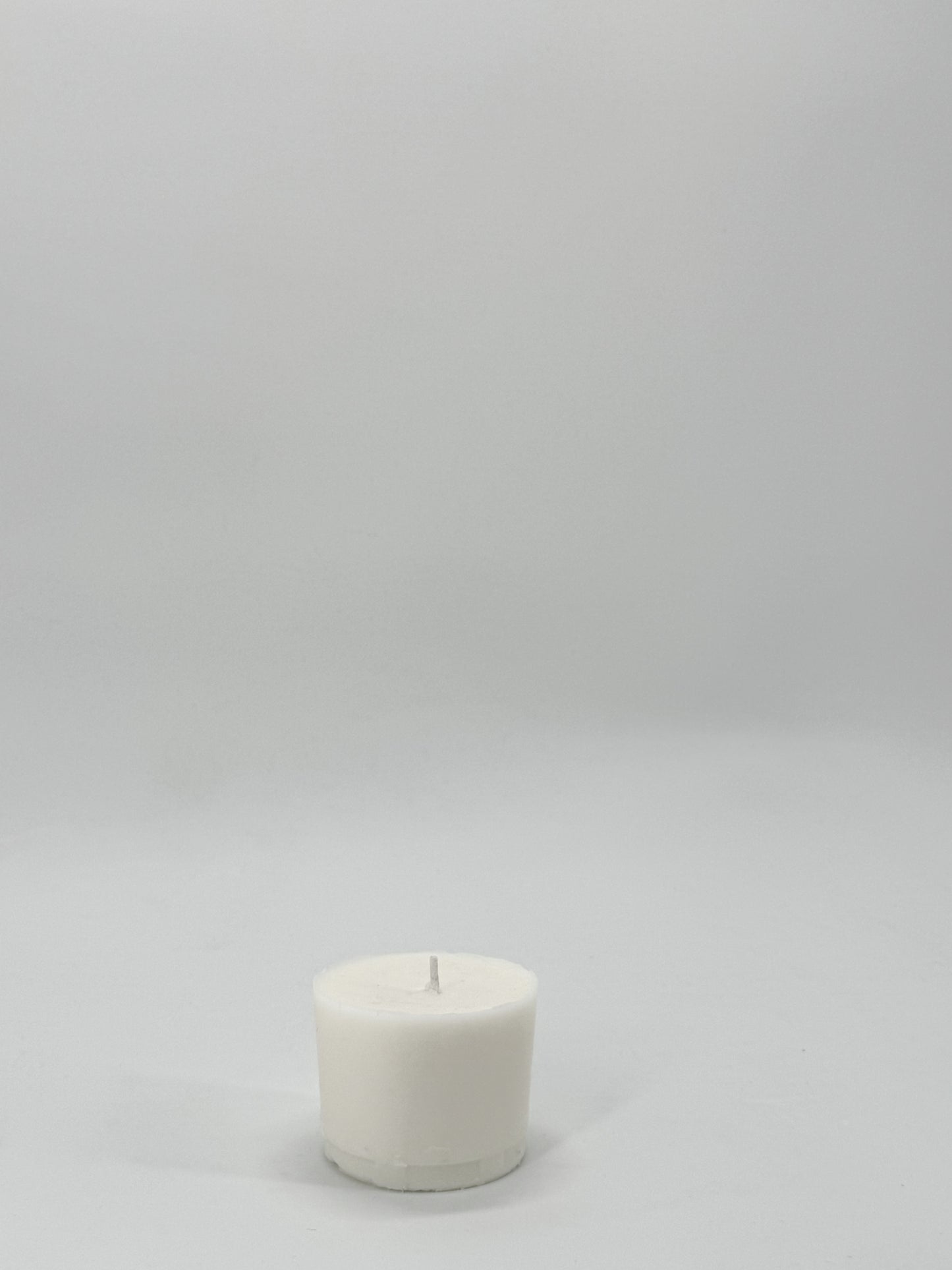 Refillable candle wax insert for concrete candles, natural wax made in Provence, Siwa Candles.
